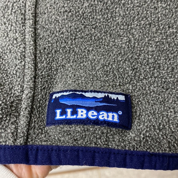 L L BEAN lightweight 1/4 zip fleece pullover sweater size XL Grey with navy trim - Picture 4 of 5